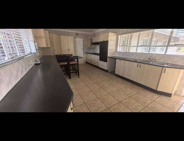 3 BEDROOM HOUSE FOR SALE IN FLORIDA PARK